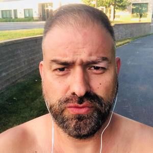 Meet your Posher, Esteban